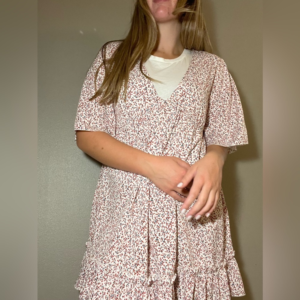 Cherry print flows dress scoop neck